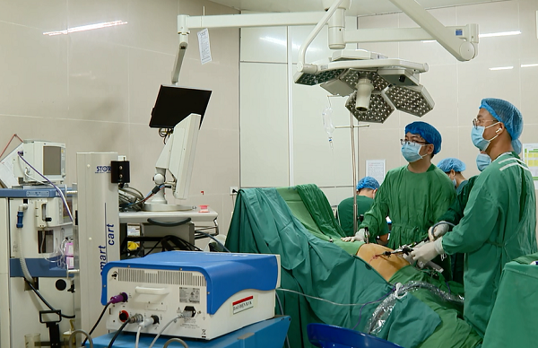 Hiệu quả phẫu thuật cắt bán phần dạ dày nội soi và nạo vét hạch trong điều trị ung thư dạ dày tại Bệnh viện Đa khoa tỉnh Ninh Bình.