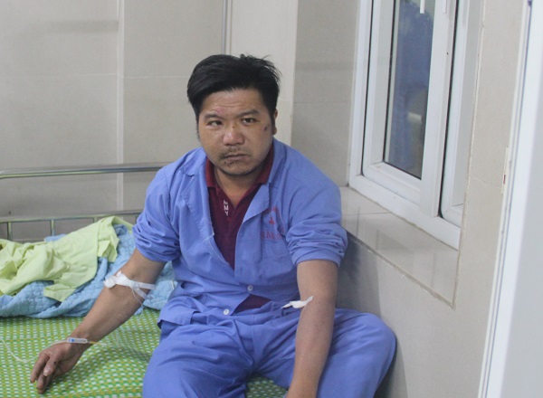 Bệnh nhân Nguyễn Đức T đang được chăm sóc, điều trị tại khoa Răng hàm mặt – BVĐKNB